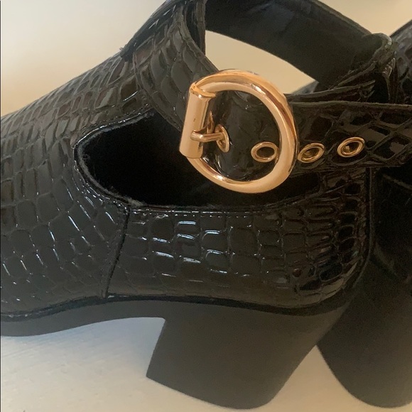 TOPSHOP Black Croc peekaboo booties - Picture 4 of 4